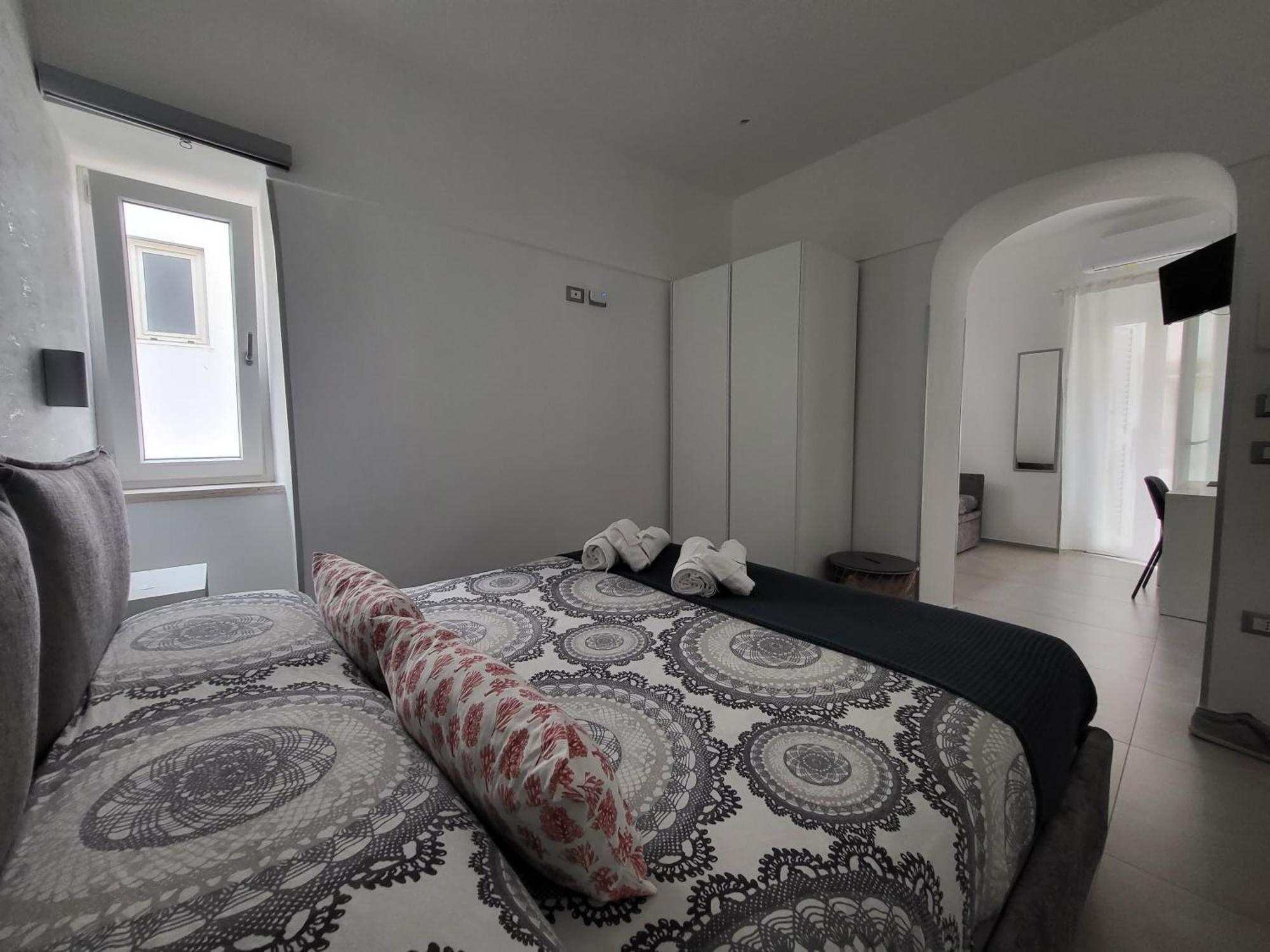 B&B Tra Le Vie Del Borgo Vieste Room photo